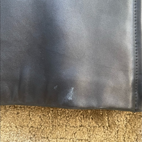 SOLD Vintage Leather Jacket - Picture 4 of 9